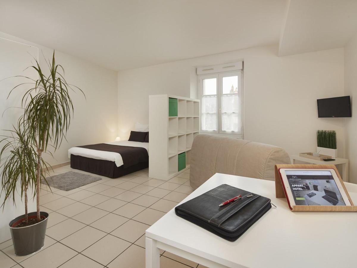 Les Douves Apartment